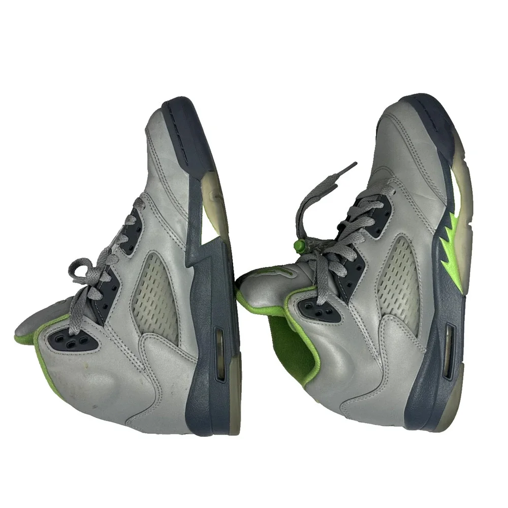 Jordan no box